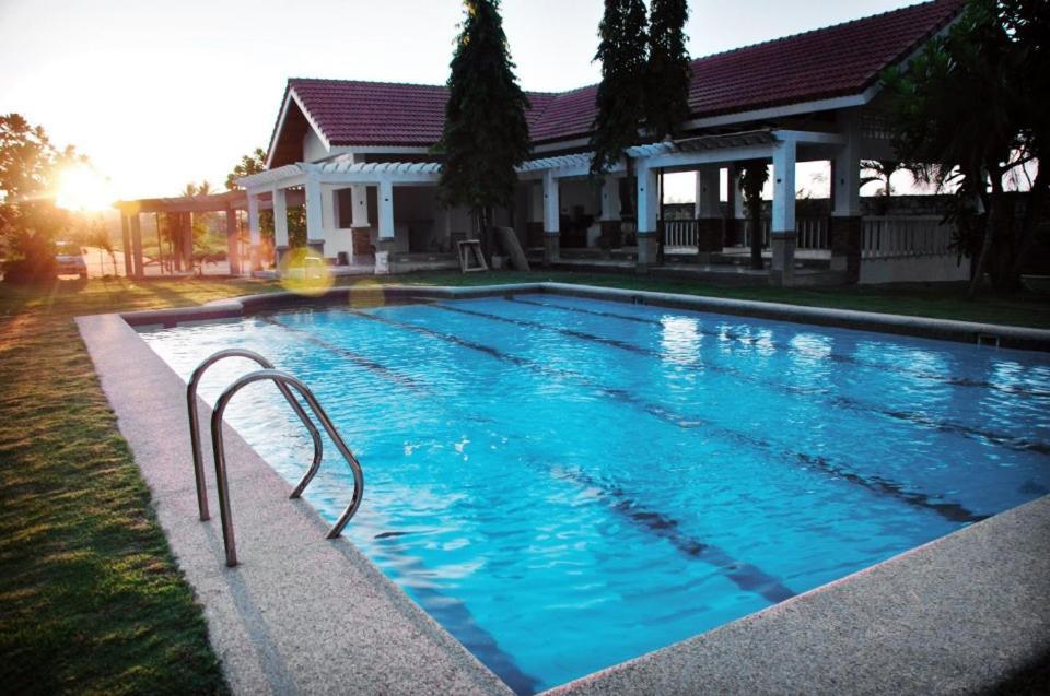 Happy Ripples Beach Resort Mabilao Εξωτερικό φωτογραφία